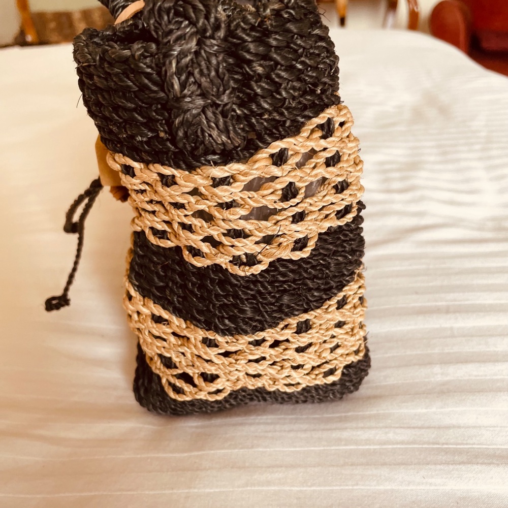 Esprit raffia handbag - Picture 2 of 7